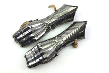 Load image into Gallery viewer, Pair of German Gothic Mitten Gauntlets . Ref X3333
