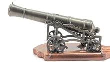 Load image into Gallery viewer, Antique Bronze Model of an 18 Pounder Garrison Cannon, fine. Ref 9301