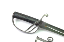 Load image into Gallery viewer, Presentation Cavalry Sword 1853 Universal Pattern. SN X3010