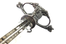 Load image into Gallery viewer, Very Fine Espada Ropera. Ref X3299