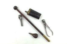 Load image into Gallery viewer, Flintlock Officers Duelling Pistols by Smith of London Fine Cased Pair. SN 9069