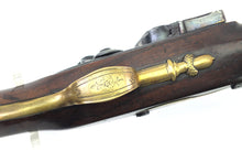 Load image into Gallery viewer, Officer’s or Coaching Flintlock Pistols by W. Parker, cased pair. SN 9096