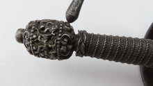 Load image into Gallery viewer, Fine Cup Hilt Rapier. Ref X3378