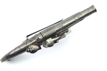 Load image into Gallery viewer, Scottish Scroll Butt Belt Flintlock Pistol by Thomas Murdoch, Fine. (Ref X3278)