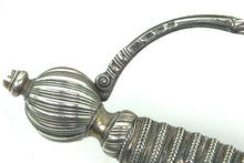 Load image into Gallery viewer, Officers Small Sword, Georgian, very fine. SN 9054