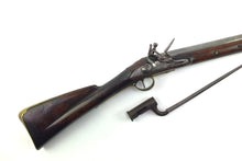 Load image into Gallery viewer, Pattern 1799 Eliott Flintlock Carbine. 10th Light Dragoons, rare. SN 8855