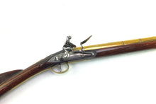 Load image into Gallery viewer, Flintlock Musketoon by R. Wilson of London, superb example. SN 8918