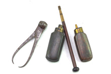 Load image into Gallery viewer, Over and Under Flintlock Officers Pistol with Shoulder Stock by Tatham and Egg inscribed to Brigadier Sir Denis Pack, cased, very rare. SN 8788