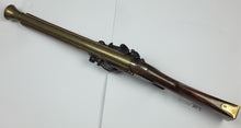 Load image into Gallery viewer, Flintlock Swivel Blunderbuss by Cooper London. SN 8635