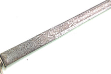 Load image into Gallery viewer, English Silver Mounted Hunting Hanger by William Kinman, fine. SN 8899