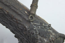 Load image into Gallery viewer, Powder Flask Very Fine South German Carved Staghorn Powder. SN 9031