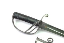 Load image into Gallery viewer, Presentation Cavalry Sword 1853 Universal Pattern. SN X3010
