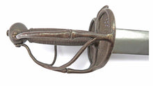 Load image into Gallery viewer, French Pattern 1679 Cuirassiers Sword. Ref X3612
