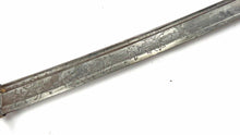 Load image into Gallery viewer, Silver Hilted Side Ring Hanger. Ref 9347
