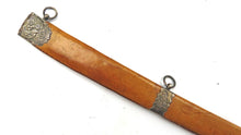 Load image into Gallery viewer, Silver Hilted Side Ring Hanger. Ref 9347
