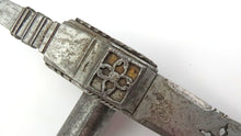 Load image into Gallery viewer, Maximillian Style Gothic Axe Bladed Horsemans Hammer or Streithammer. Ref 9349
