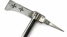 Load image into Gallery viewer, Maximillian Style Gothic Axe Bladed Horsemans Hammer or Streithammer. Ref 9349
