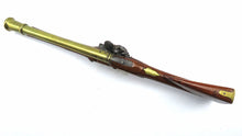 Load image into Gallery viewer, Naval Brass Barrelled Flintlock Blunderbuss by Farmer. Ref 9238
