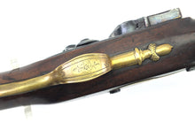 Load image into Gallery viewer, Officer’s or Coaching Flintlock Pistols by W. Parker, cased pair. SN 9096
