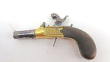 Load image into Gallery viewer, Percussion Muff Pistol. Ref 9230
