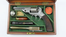 Load image into Gallery viewer, Pryse &amp; Cashmore Deluxe Self Cocking Percussion Revolver. Ref 9203
