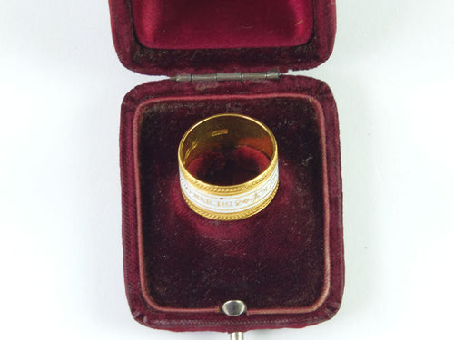 Gold & White Enamel Mourning Ring. SN 8556